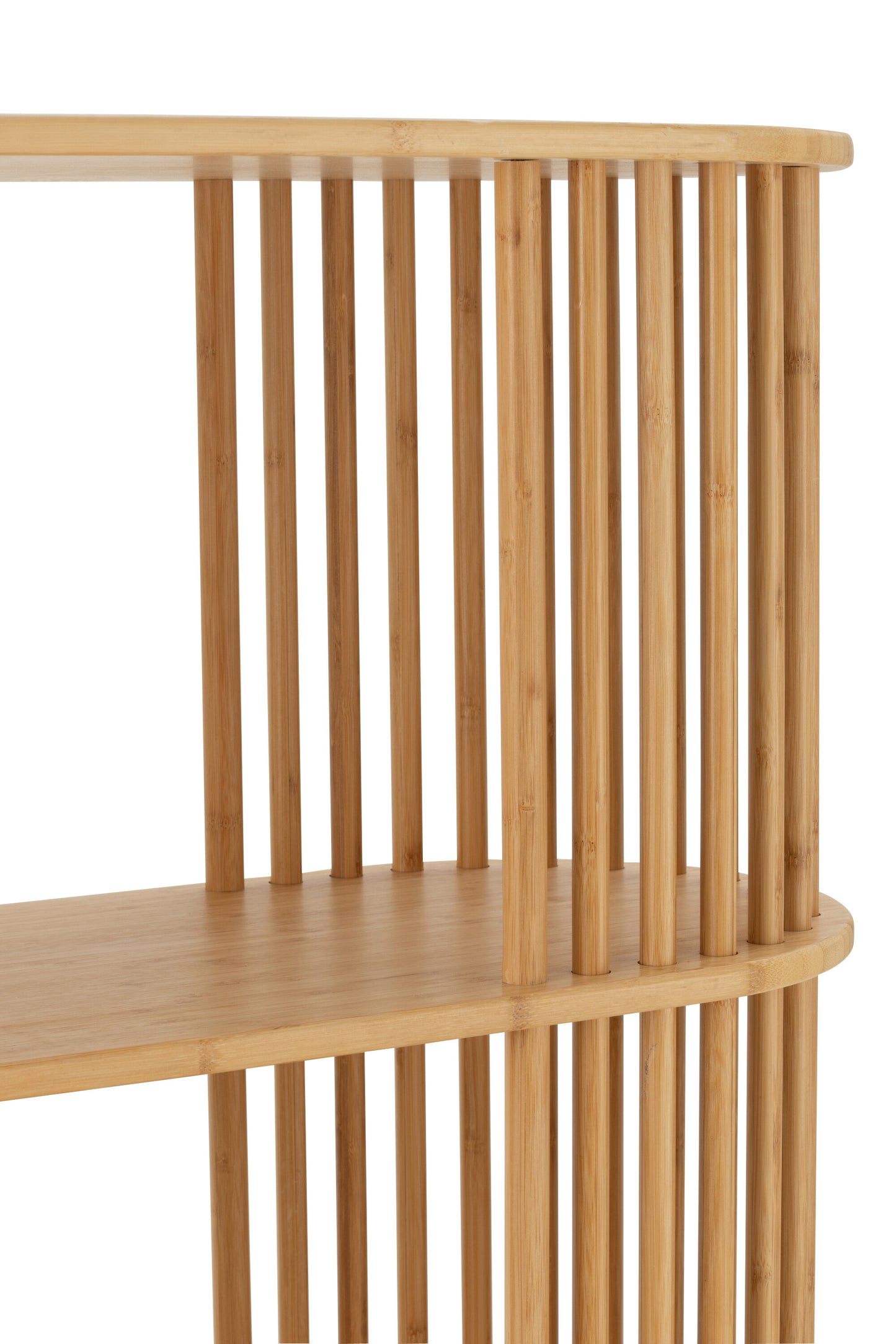 Kast van natuurlijk bamboe.